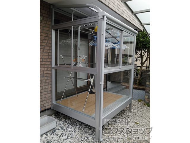 茨城県土浦市ののテラス囲い・サンルーム サニージュ R型 床納まり ランマ無 積雪〜20cm対応 施工例