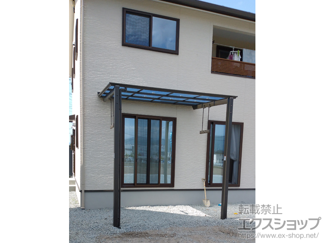 山梨県中巨摩郡昭和町ののテラス屋根 フーゴF 独立テラスタイプ 単体 積雪〜20cm対応 施工例