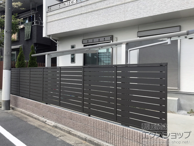 東京都西東京市ののフェンス・柵 フェンスAB YS3型 横スリット3 フリーポールタイプ 施工例
