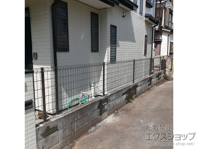 東京都清瀬市ののフェンス・柵 ハイグリッドフェンスUF8型　フリーポールタイプ 施工例