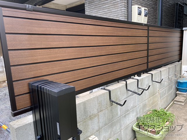 東京都板橋区ののフェンス・柵 モクアルフェンス 目隠しタイプ 自由柱施工 施工例