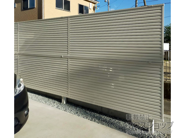 宮城県仙台市ののフェンス・柵 ミエーネフェンス 目隠しルーバータイプ 2段支柱 自立建て用（パネル2段） 施工例