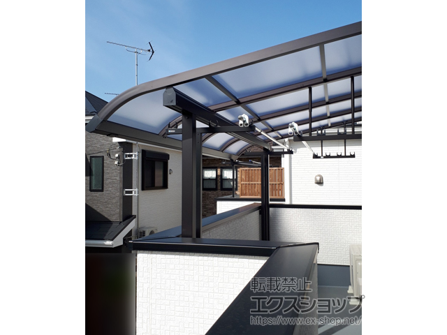 東京都西多摩郡瑞穂町ののバルコニー・ベランダ屋根 プレシオステラスII R型 屋根タイプ 単体 積雪〜20cm対応 施工例