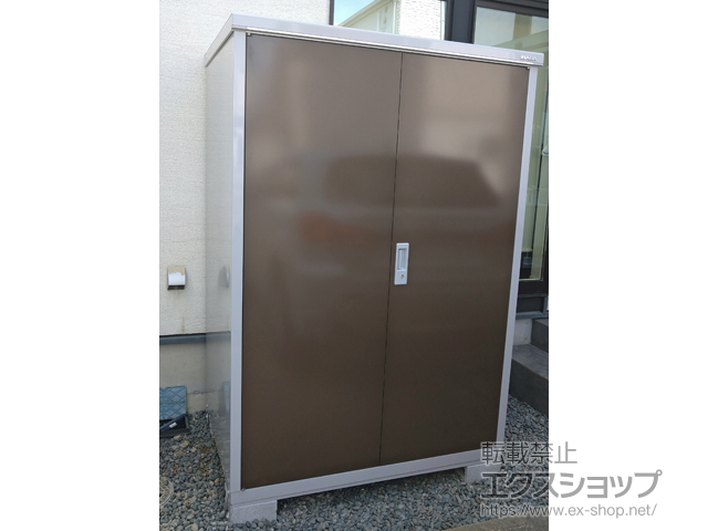 兵庫県姫路市のの物置・屋外倉庫 タイヤストッカー 1320×905×1903 BJX-139ET-TB 施工例