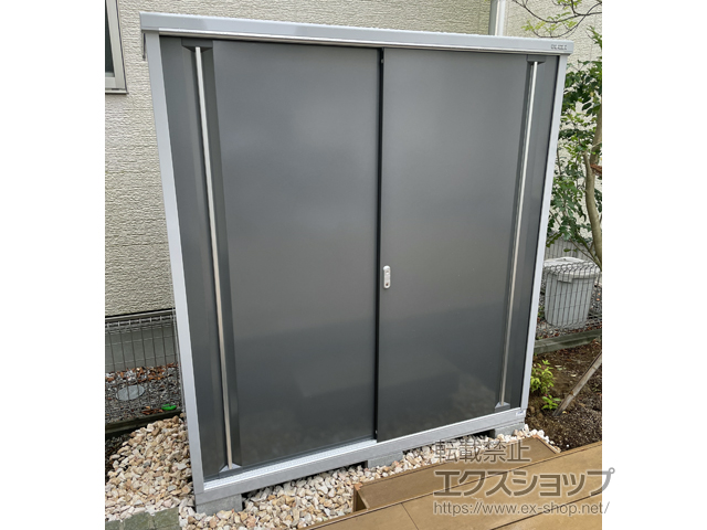 千葉県松戸市のの物置・屋外倉庫 シンプリー 一般型 1740×755×1903 MJX-177E-P-PG 施工例