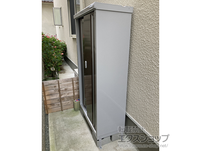 熊本県熊本市のの物置・屋外倉庫 シンプリー 一般型 900×415×1603 MJX-094D-P-TB 施工例