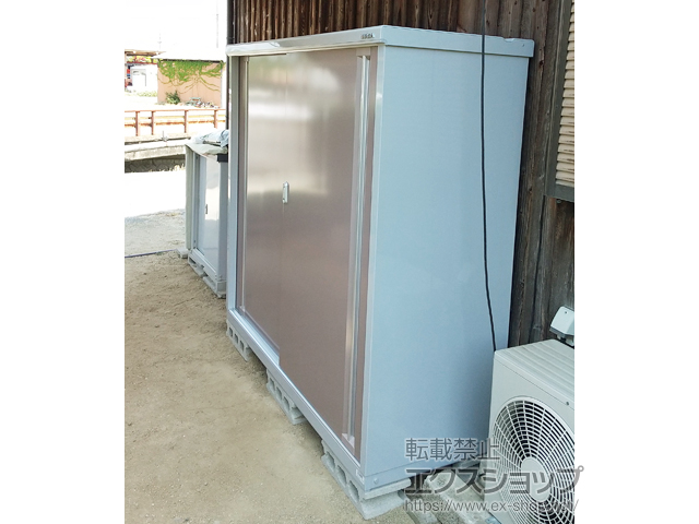 香川県三豊市のの物置・屋外倉庫 シンプリー 一般型 1740×615×1603（MJX-176D-P） MJX-176D-P-AR 施工例