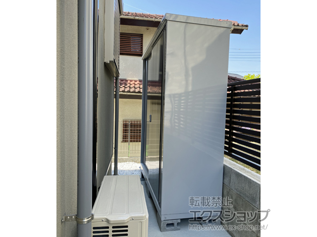 東京都町田市のの物置・屋外倉庫 シンプリー 一般型 1740×615×1903 MJX-176E-P-PG 施工例