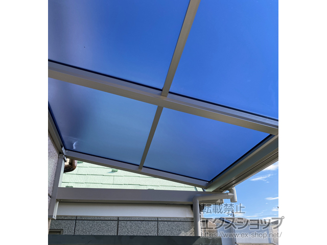 東京都葛飾区ののバルコニー・ベランダ屋根 ソラリア F型 ルーフタイプ 単体積雪〜20cm対応 施工例