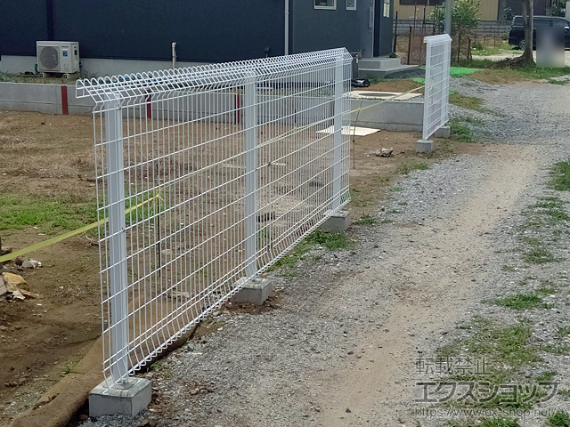 茨城県土浦市ののフェンス・柵 メッシュフェンスG10 自由柱施工 施工例