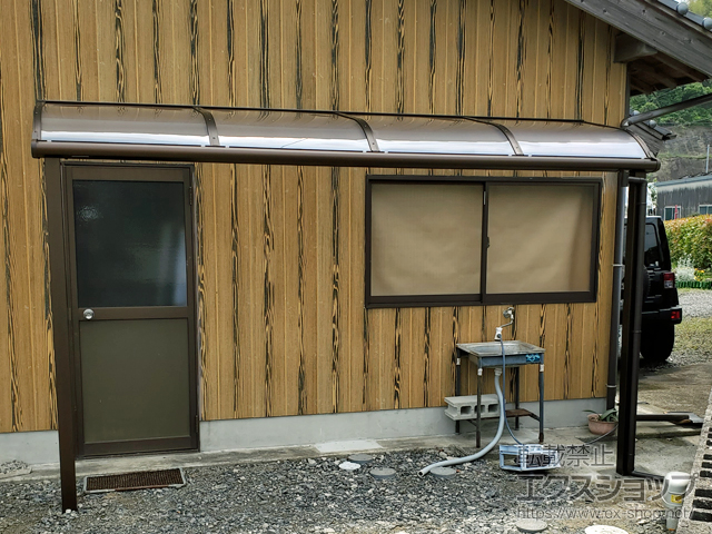 佐賀県唐津市ののテラス屋根 プレシオステラスII R型 テラスタイプ 単体 積雪〜20cm対応 施工例