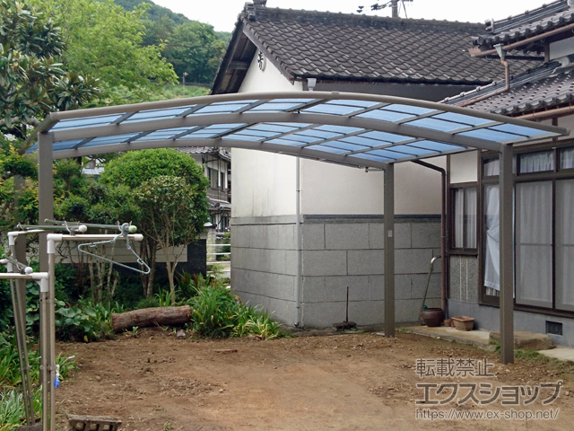 岡山県美作市ののカーポート ネスカR (ラウンドスタイル) ワイド 積雪〜20cm対応 施工例