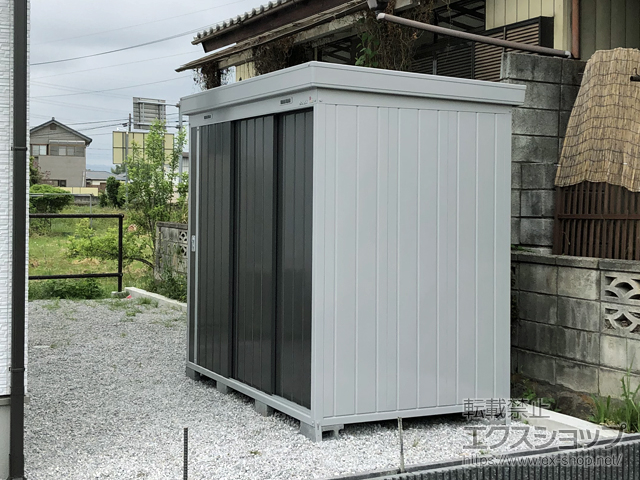 群馬県高崎市のの物置・屋外倉庫 ネクスタ 一般型 2210×1370×2075（NXN-30S） NXN-30S-PG 施工例