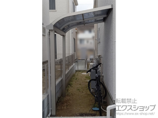 宮城県柴田郡柴田町ののテラス屋根 プレシオステラスII R型 テラスタイプ 単体 積雪〜20cm対応 施工例