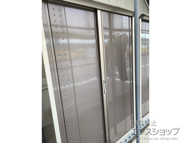 神奈川県横浜市のの物置・屋外倉庫 グランプレステージジャンプ 1304×650×1900 GP-136A-F-CB 施工例