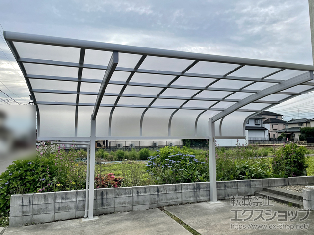 岐阜県各務原市ののカーポート レイナキャップポートグラン　積雪〜20cm対応 施工例