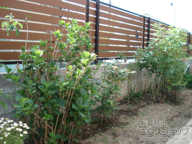 大分県宇佐市ののフェンス・柵 モクアルフェンス 横板タイプ 自由柱施工 施工例