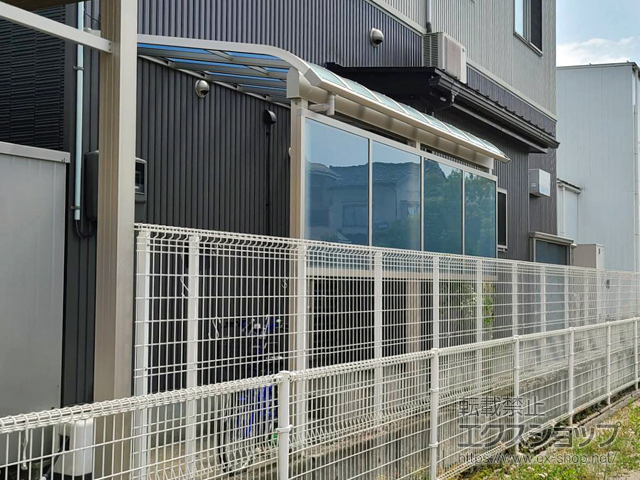 富山県富山市ののテラス屋根 ソラリア R型 3000 テラスタイプ 単体 積雪〜100cm対応 施工例