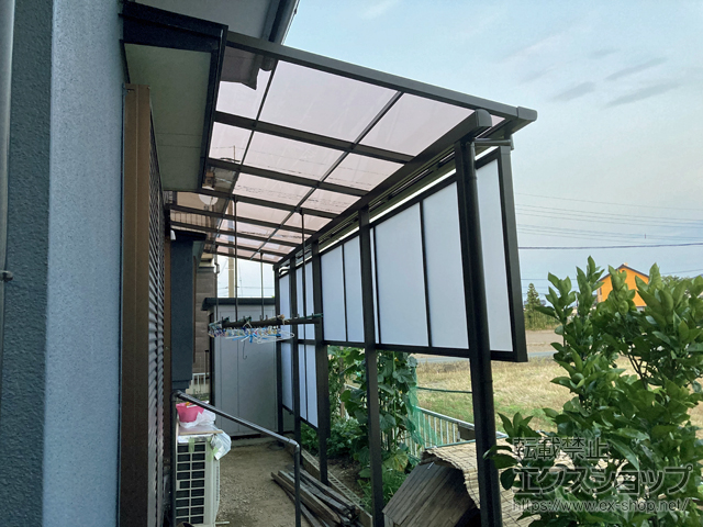 福岡県柳川市ののテラス屋根 スピーネ F型 テラスタイプ 連棟 積雪〜20cm対応 施工例