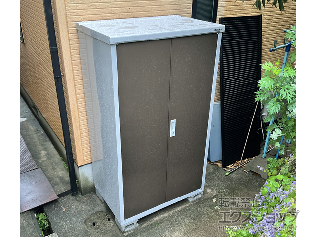 兵庫県神戸市のの物置・屋外倉庫 アイビーストッカー 1100×755×1903 BJX-117E-TB 施工例