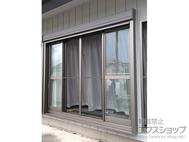 埼玉県比企郡鳩山町のLIXIL リクシル（トステム）の窓シャッター 【特注】リフォームシャッター 手動式 標準タイプ 施工例