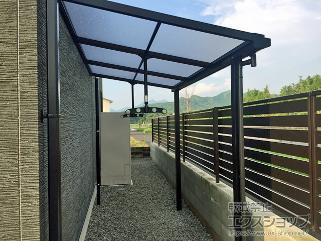 鹿児島県南さつま市ののテラス屋根 ソラリア F型 テラスタイプ 単体 積雪〜20cm対応 施工例