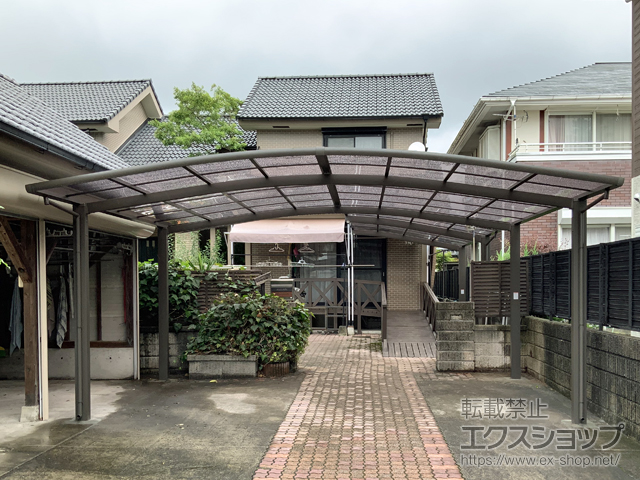 鹿児島県霧島市ののカーポート ネスカR (ラウンドスタイル) ワイド 積雪〜20cm対応 施工例