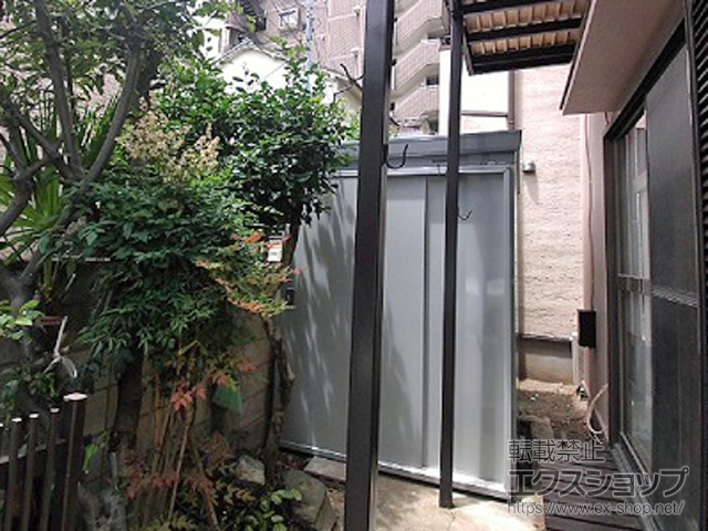 東京都北区のの物置・屋外倉庫 断熱物置 ネクスタプラス 扉タイプ 一般型 1790×1790×2375 NXP-32HT-MG 施工例