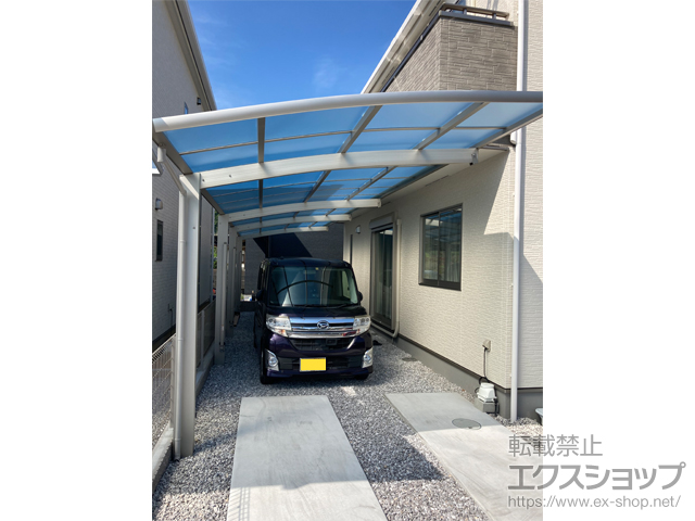 高知県高知市ののカーポート レイナポートグラン 縦連棟　積雪〜20cm対応＋着脱式サポート柱 2本入り×2セット 施工例