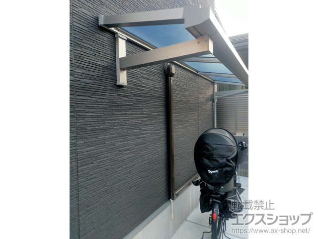 東京都中野区ののテラス屋根 ソラリア F型 ルーフタイプ 単体積雪〜20cm対応 施工例