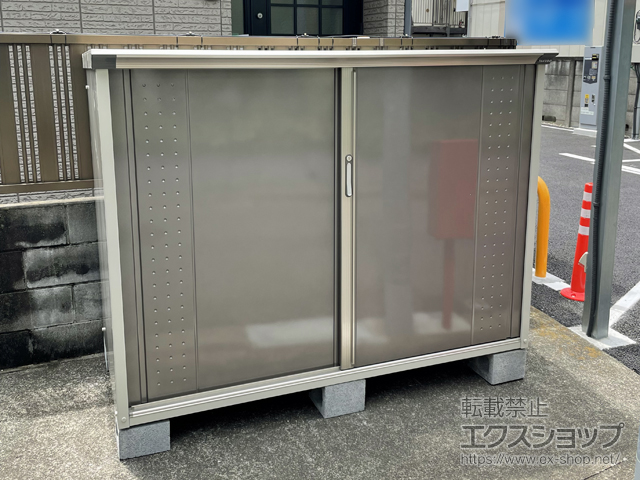 東京都世田谷区のの物置・屋外倉庫 グランプレステージジャンプ 1879×900×1400 GP-199C-F-CB 施工例