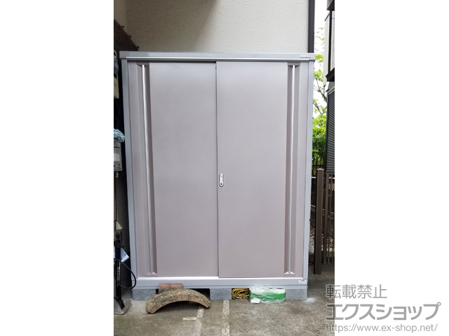 東京都東大和市のの物置・屋外倉庫 シンプリー 一般型 1520×905×1903 MJX-159E-P-AR 施工例