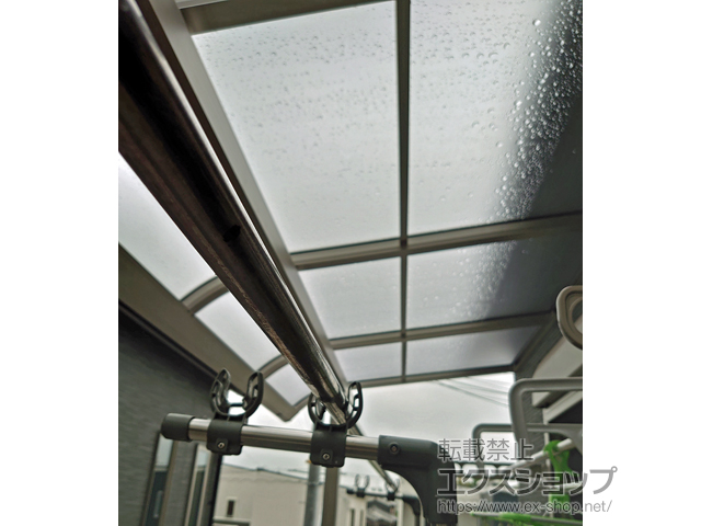 奈良県橿原市ののバルコニー・ベランダ屋根 プレシオステラスII R型 屋根タイプ 単体 積雪〜20cm対応 施工例