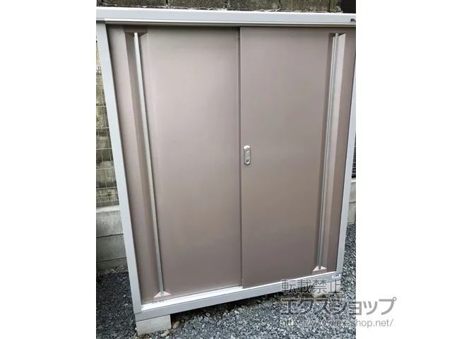 京都府京都市のイナバの物置・収納・屋外倉庫 シンプリー 一般型 1320×615×1603(MJX-136DP) MJX-136DP-AR 施工例