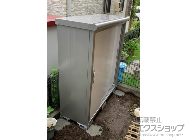 神奈川県高座郡寒川町のの物置・屋外倉庫 エスモ 一般型 1350×520×1501（ESE-1305E） ESE-1305E-PW 施工例