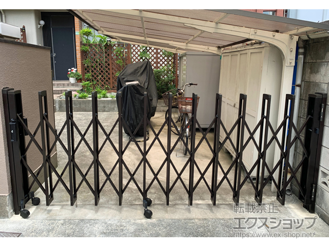 東京都豊島区ののカーゲート トリップゲートII 2型 スタンダード ノンレール 片開き　32S 施工例