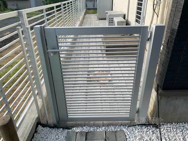 千葉県成田市のの門扉 開き門扉AB YR2型 片開き　柱使用 施工例