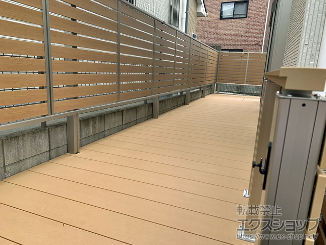 福岡県福岡市ののウッドデッキ リウッドデッキ 200 施工例