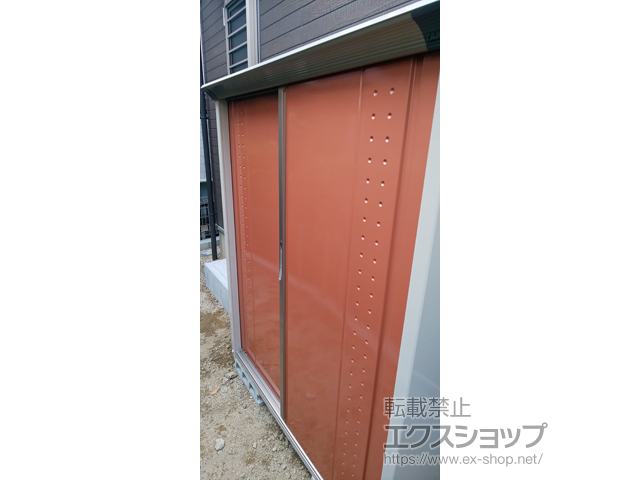 大阪府交野市のの物置・屋外倉庫 グランプレステージジャンプ 1304×530×1600 GP-135B-F-TR 施工例