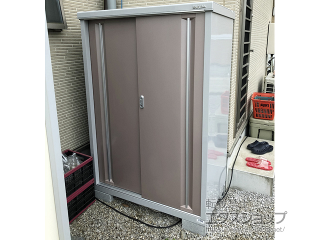 東京都国立市のの物置・屋外倉庫 シンプリー 一般型 1100×615×1603 MJX-116D-AR 施工例