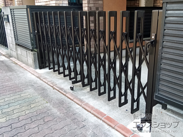 東京都大田区ののカーゲート アルシャインII M型 Aタイプ ノンレール 片開き 310S 施工例