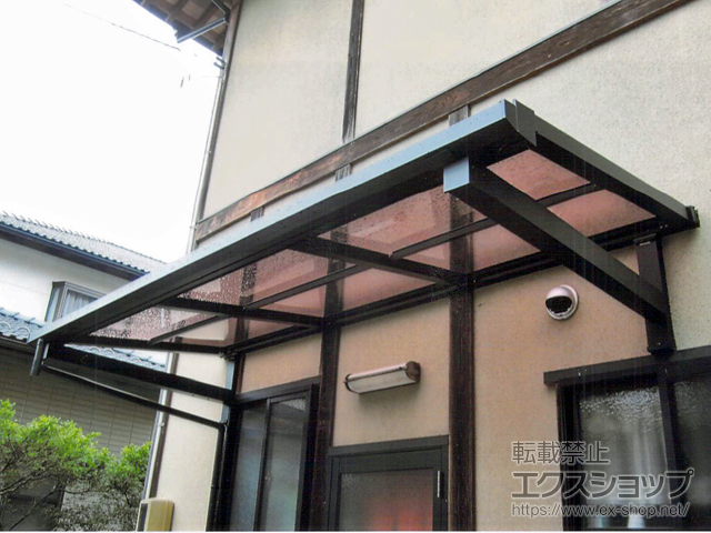 福島県二本松市ののテラス屋根 ソラリア F型 ルーフタイプ 単体積雪〜20cm対応 施工例