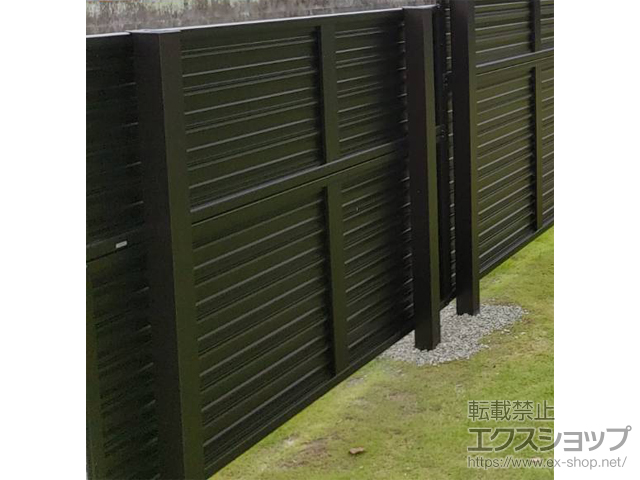 熊本県熊本市ののフェンス・柵 ミエーネフェンス 目隠しルーバータイプ 2段支柱 自立建て用（パネル2段） 施工例
