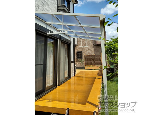 埼玉県さいたま市ののテラス屋根 ソラリア F型 テラスタイプ 単体 積雪〜20cm対応 施工例