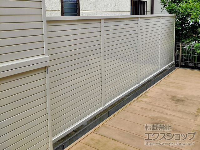 埼玉県越谷市ののフェンス・柵 フェンスAB YM2型 横目隠し2 フリーポールタイプ 施工例