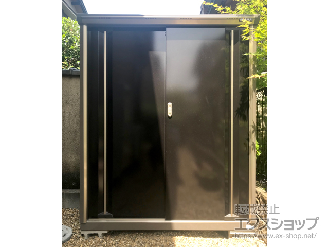 京都府京都市のの物置・屋外倉庫 ナイソーシスター　1320×580×1603 KMW-136D-CB 施工例