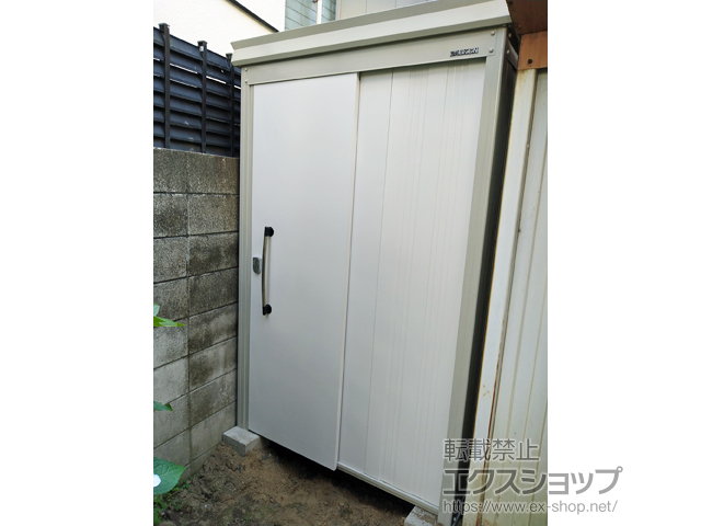 大阪府大阪市のの物置・屋外倉庫 ガーデンハウス DM-Z1313 一般型 1323×1323×2120 DM-Z1313-NW 施工例
