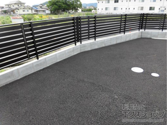 広島県福山市ののフェンス・柵 モクアルフェンス 横板タイプ 自由柱施工 施工例