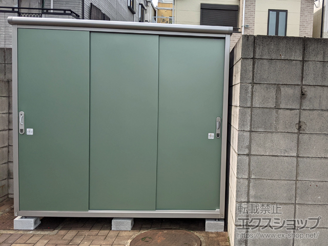 大阪府大阪市のの物置・屋外倉庫 エスモ 一般型 2100×900×1959 ESE-2109A-EG 施工例