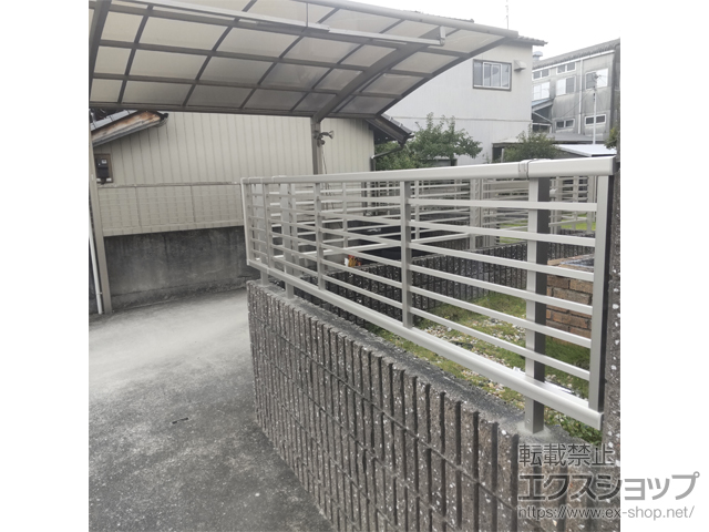 高知県吾川郡いの町ののフェンス・柵 シンプレオフェンス9型 横粗格子 自由柱施工 施工例